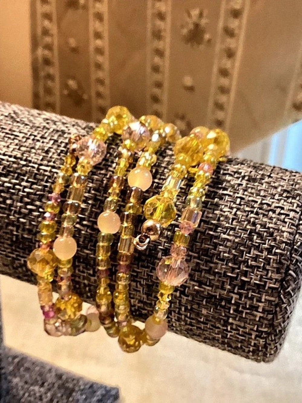 NWOT. Gorgeous Yellow & Pink Lemonade Crystal Bracelet